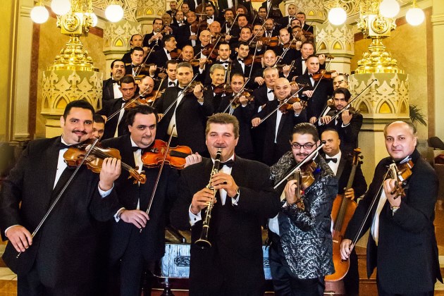 «100 цыганских скрипок» и одно волшебное выступление в Каннах